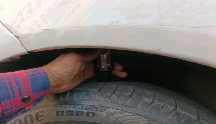 2013 Honda Brio VX AT, Petrol, Automatic, 77,451 km, tyre