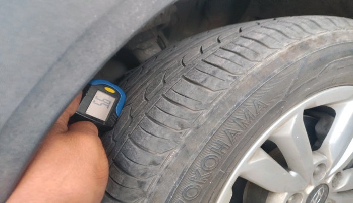 2017 Hyundai Creta SX PLUS 1.6 PETROL, Petrol, Manual, 63,865 km, tyre