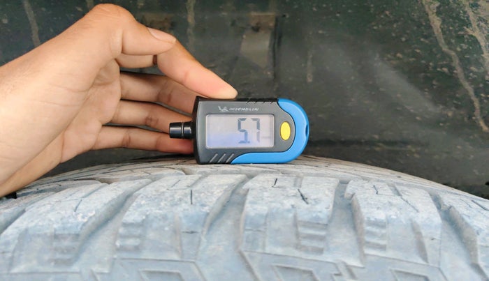 2022 Mahindra Scorpio S11 2WD, Diesel, Manual, 1,00,469 km, tyre