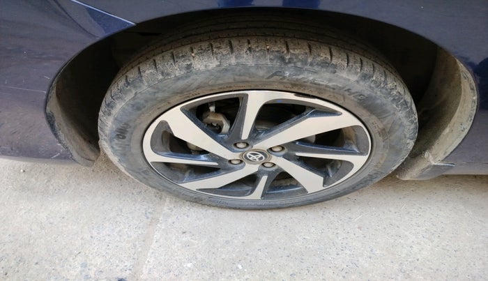 2023 Toyota Glanza G AMT, Petrol, Automatic, 55,258 km, tyre