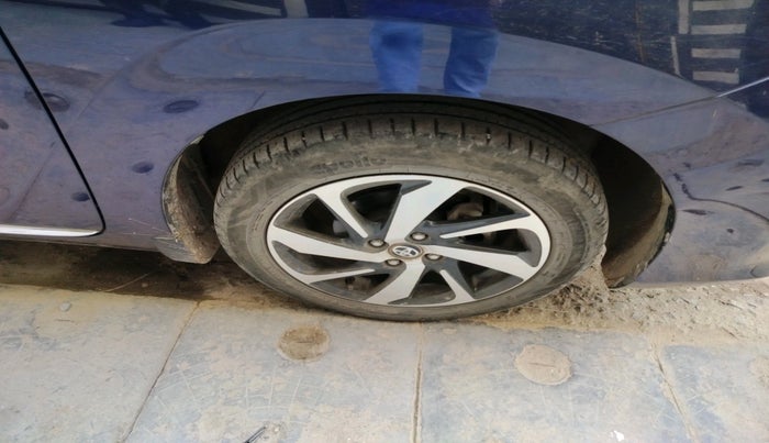 2023 Toyota Glanza G AMT, Petrol, Automatic, 55,258 km, tyre