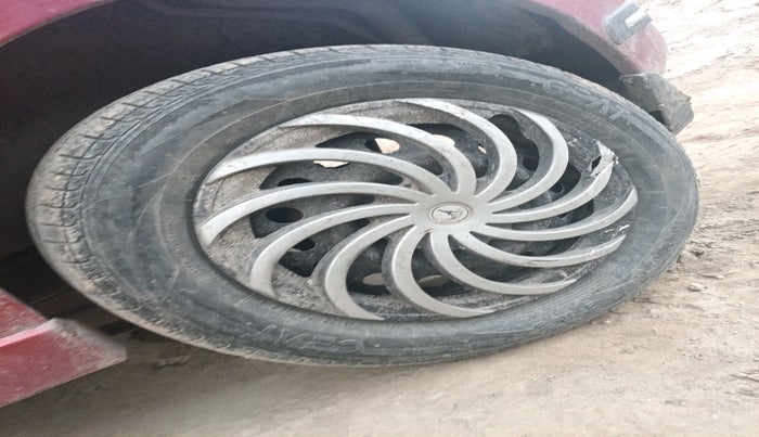 2013 Maruti Wagon R Stingray LXI, CNG, Manual, 88,366 km, tyre