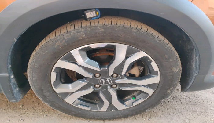 2017 Honda WR-V 1.5L I-DTEC VX MT, Diesel, Manual, 1,90,867 km, tyre