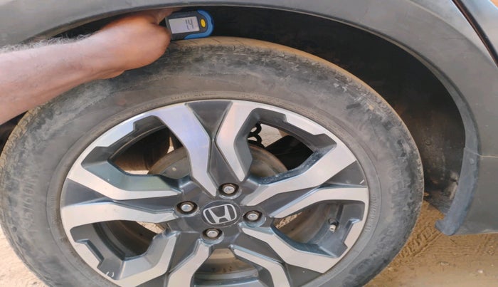 2017 Honda WR-V 1.5L I-DTEC VX MT, Diesel, Manual, 1,90,867 km, tyre