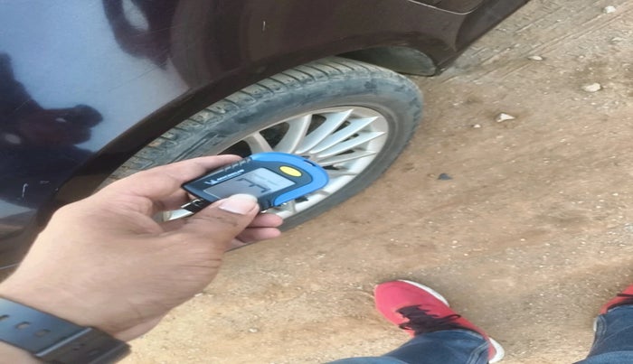 2013 Jaguar XF 2.2 DIESEL, Diesel, Automatic, 19,417 km, tyre