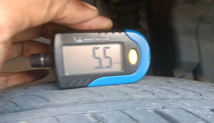 2014 Maruti Swift Dzire VDI, Diesel, Manual, 2,29,381 km, tyre