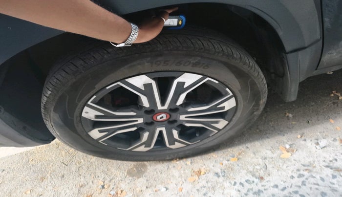 2024 Renault Kiger RXZ TURBO CVT, Petrol, Automatic, 41,775 km, tyre