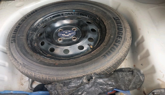 2020 Maruti Dzire VXI, Petrol, Manual, 66,614 km, tyre