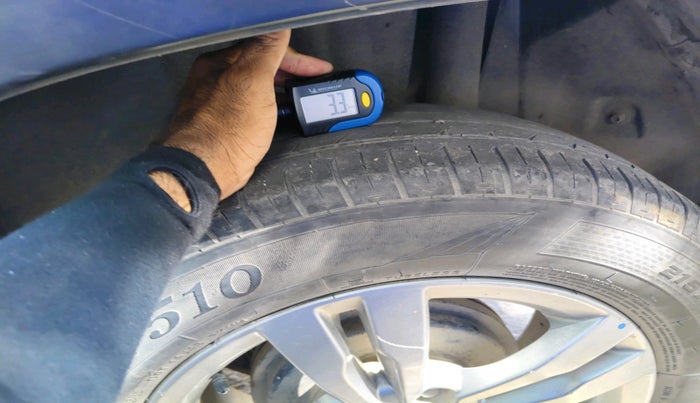 2018 Maruti Vitara Brezza ZDI, Diesel, Manual, 1,39,139 km, tyre