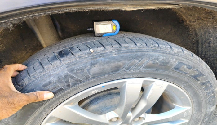 2018 Maruti Vitara Brezza ZDI, Diesel, Manual, 1,39,139 km, tyre