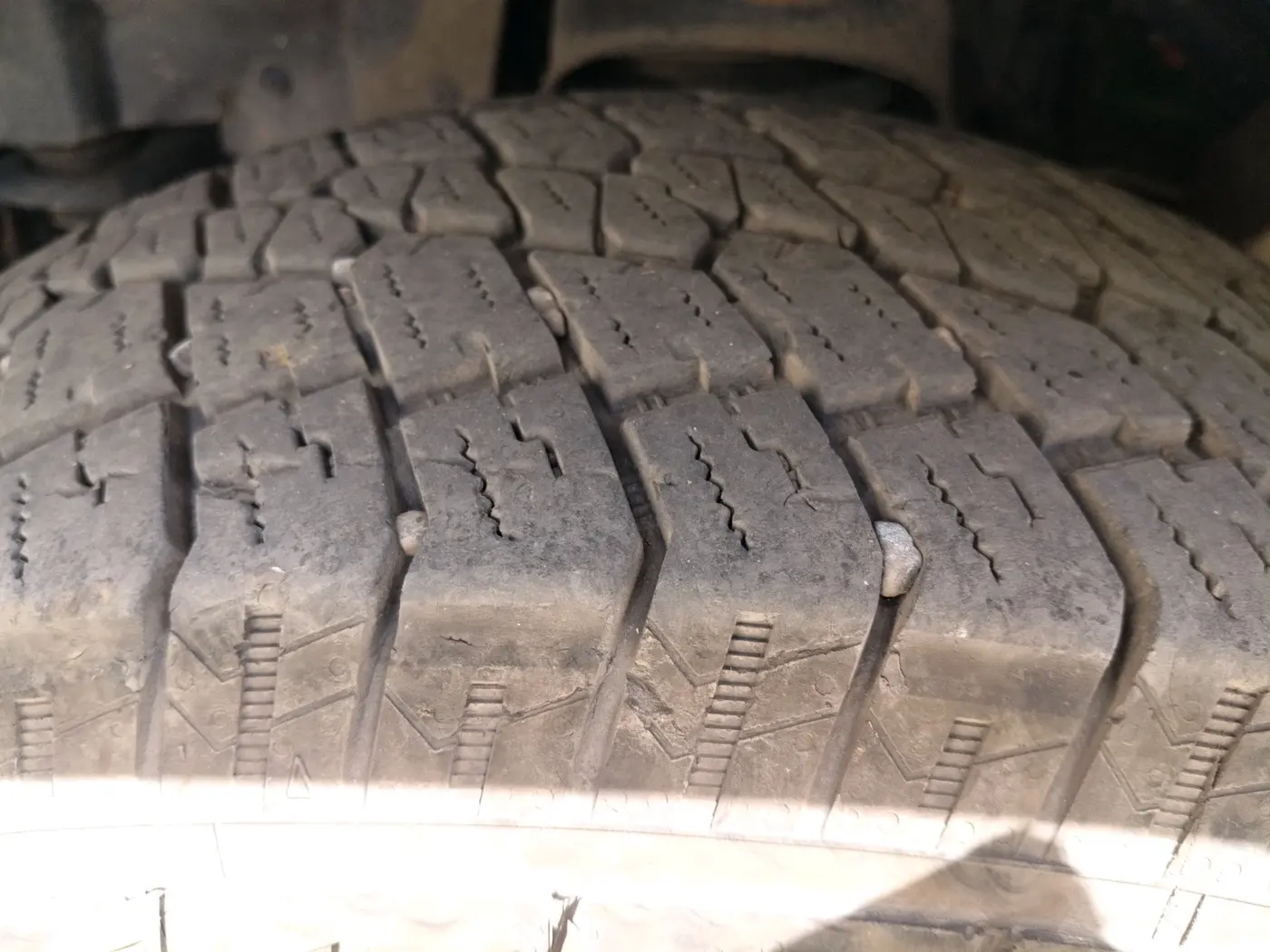 2023 Mahindra Thar LX P 2WD AT HT, Petrol, Automatic, 31,443 km, tyre