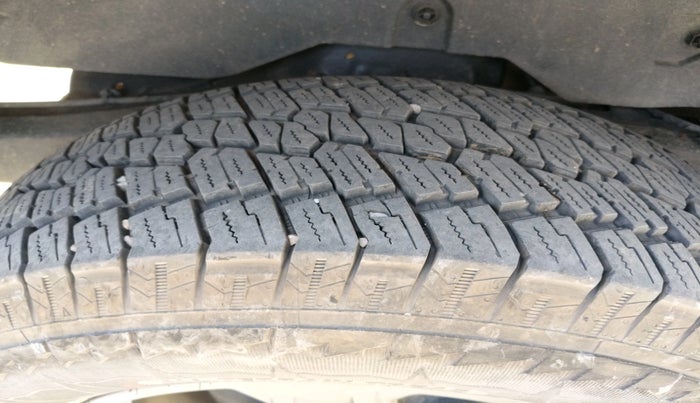 2023 Mahindra Thar LX P 2WD AT HT, Petrol, Automatic, 31,443 km, tyre