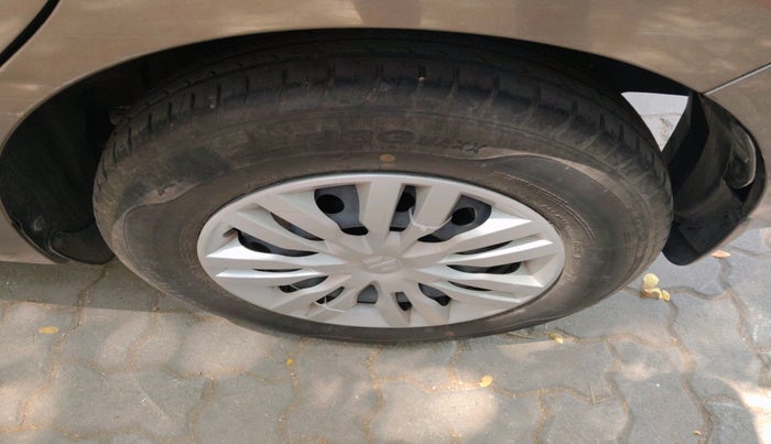 2021 Maruti Swift VXI, Petrol, Manual, 21,781 km, tyre