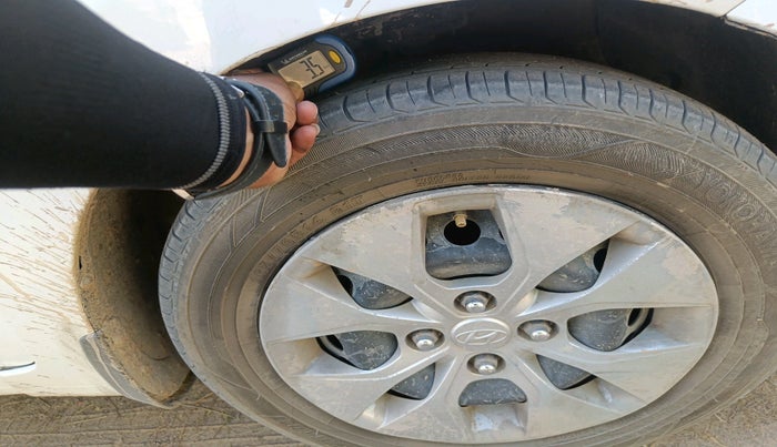 2017 Hyundai Xcent E+ 1.2 CRDI, Diesel, Manual, 1,35,659 km, tyre