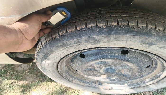 2011 Tata Nano CX, Petrol, Manual, 25,605 km, tyre