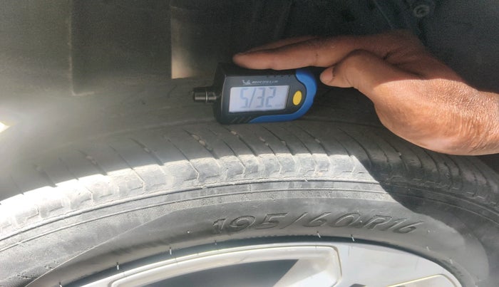 2021 Renault Kiger RXT MT, Petrol, Manual, 80,324 km, tyre