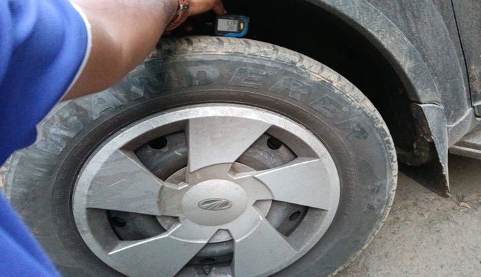 2017 Mahindra XUV500 W6 AT 1.99, Diesel, Automatic, 1,44,693 km, tyre