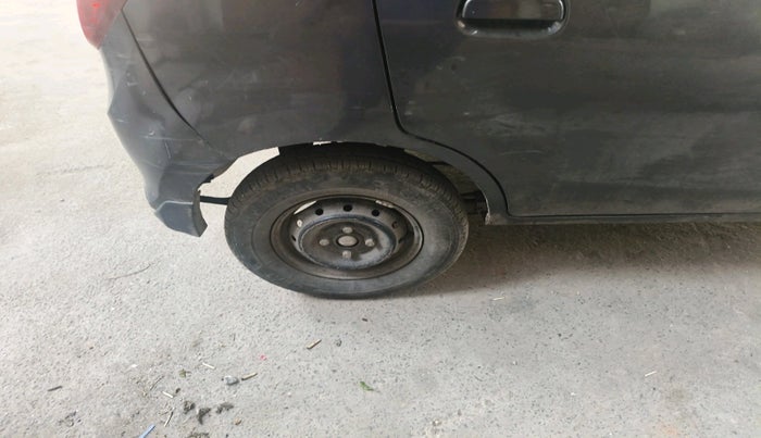 2021 Maruti Alto LXI, CNG, Manual, 25,470 km, tyre