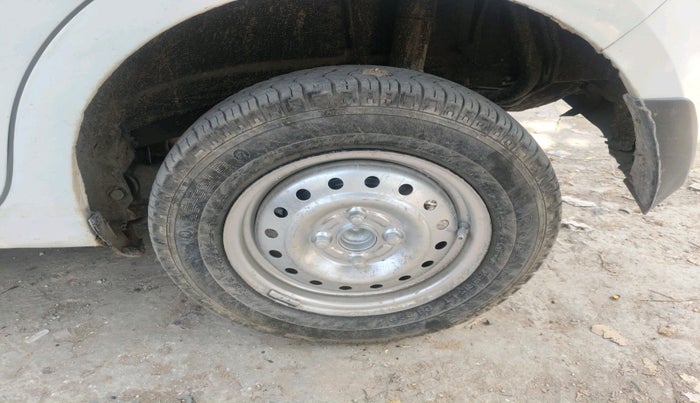 2020 Maruti New Wagon-R LXI CNG 1.0, CNG, Manual, 1,65,456 km, tyre