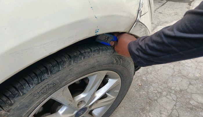 2020 Ford Ecosport TITANIUM 1.5L DIESEL, Diesel, Manual, 1,11,653 km, tyre