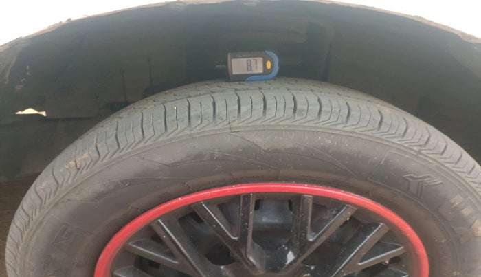 2013 Mahindra Quanto C4, Diesel, Manual, 2,31,052 km, tyre