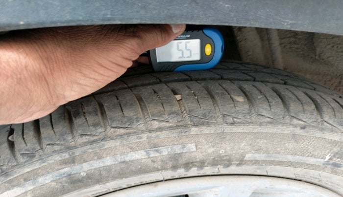 2021 Renault Kwid RXT 1.0 (O), Petrol, Manual, 45,091 km, tyre