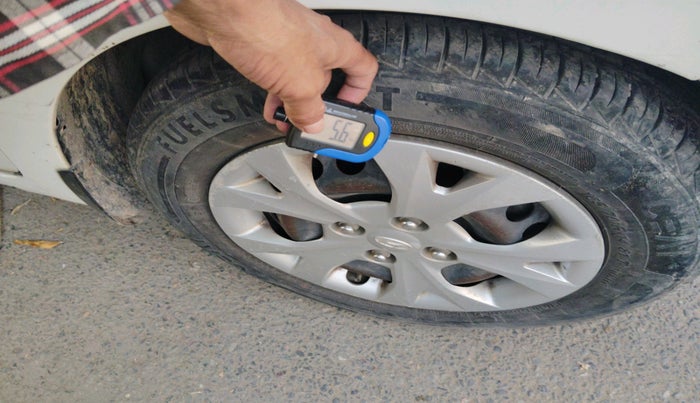 2015 Hyundai Grand i10 MAGNA 1.2 KAPPA VTVT, CNG, Manual, 96,248 km, tyre