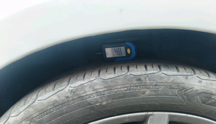 2019 Volkswagen Polo HIGHLINE PLUS 1.5 16 ALLOY, Diesel, Manual, 1,14,273 km, tyre