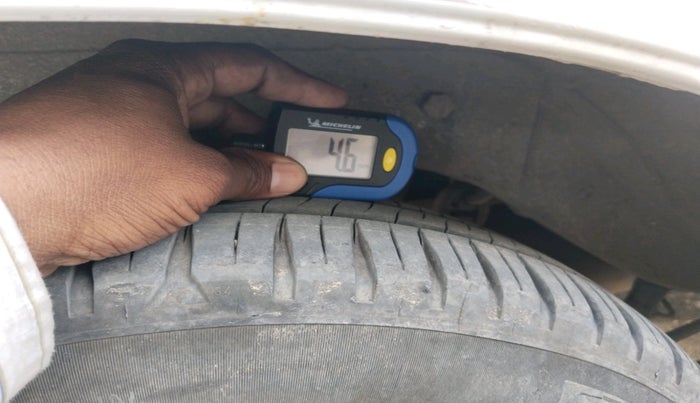 2013 Maruti Zen Estilo LXI CNG, CNG, Manual, 86,991 km, tyre