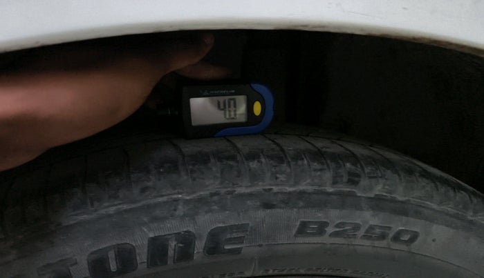 2017 Maruti Ertiga ZDI + SHVS, Diesel, Manual, 1,10,823 km, tyre