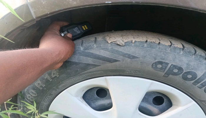 2011 Maruti Ritz VXI, Petrol, Manual, 1,03,858 km, tyre