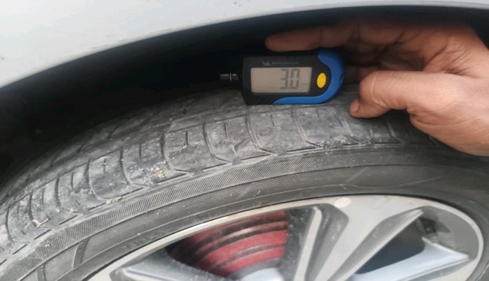 2018 Hyundai Verna 1.6 VTVT SX O, Petrol, Manual, 74,770 km, tyre