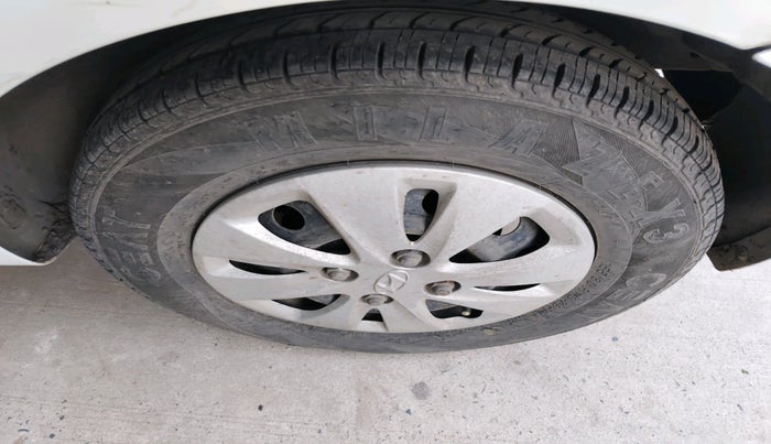 2012 Hyundai i10 MAGNA 1.1, Petrol, Manual, 55,743 km, tyre