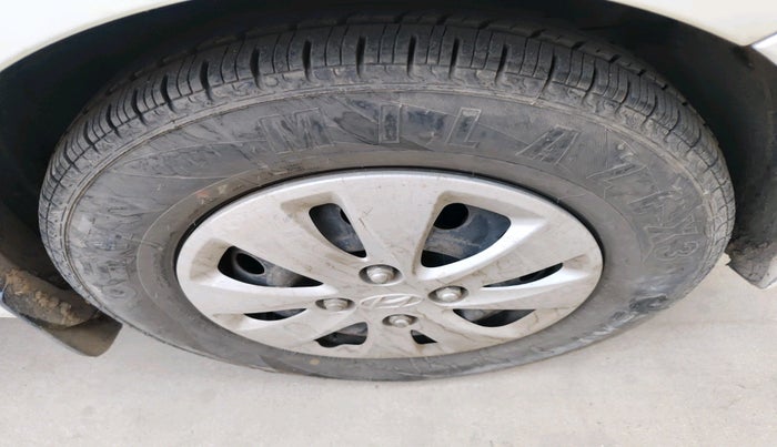 2012 Hyundai i10 MAGNA 1.1, Petrol, Manual, 55,743 km, tyre