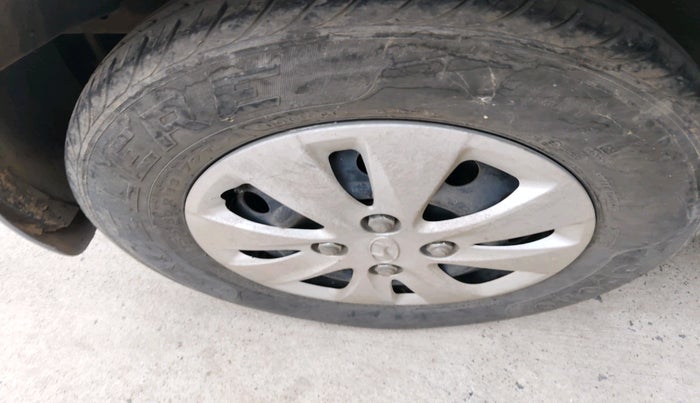 2012 Hyundai i10 MAGNA 1.1, Petrol, Manual, 55,743 km, tyre