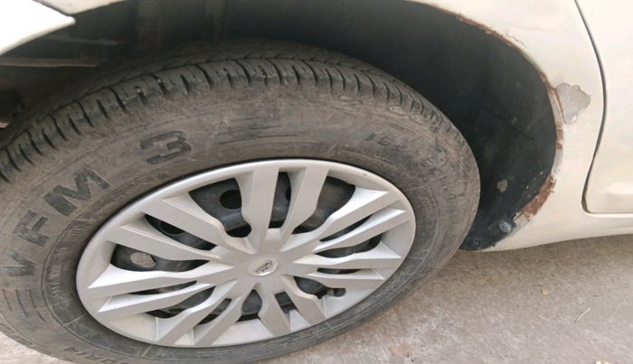 2015 Maruti Swift VDI, Diesel, Manual, 81,364 km, tyre