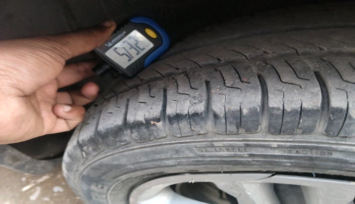 2020 Renault TRIBER RXZ, Petrol, Manual, 95,314 km, tyre