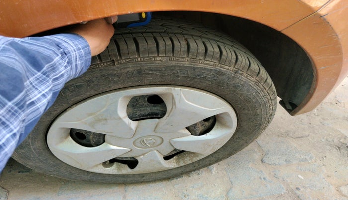 2016 Tata Tiago XZ PETROL, Petrol, Manual, 46,258 km, tyre