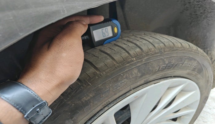 2019 Maruti Ertiga VXI CNG, CNG, Manual, 40,497 km, tyre