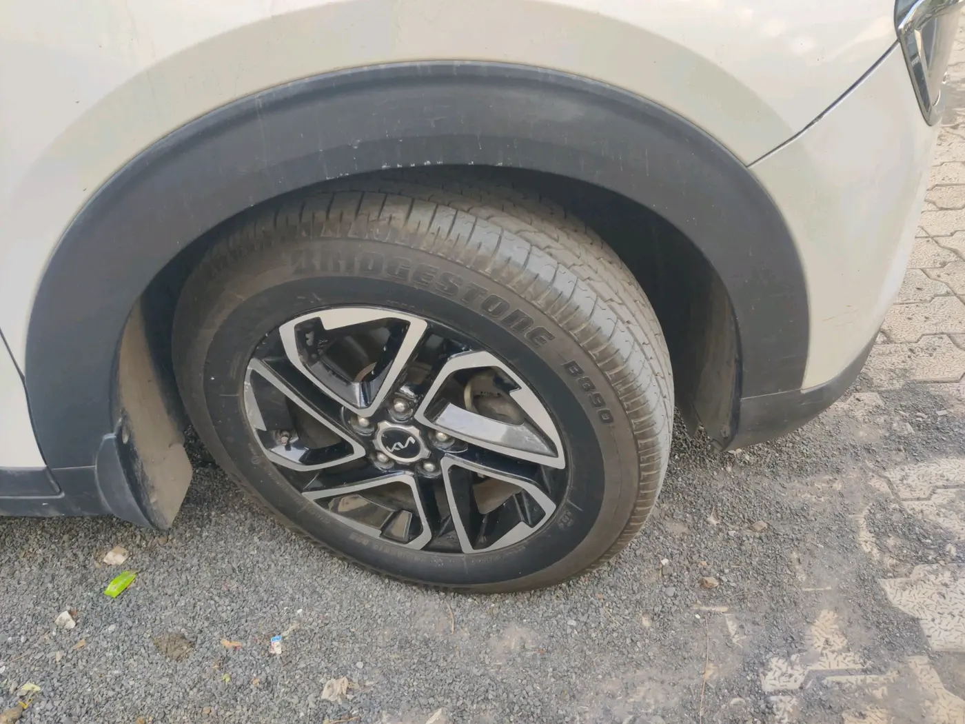 2022 KIA CARENS LUXURY PLUS 1.5 DIESEL AT 7 STR, Diesel, Automatic, 93,418 km, tyre