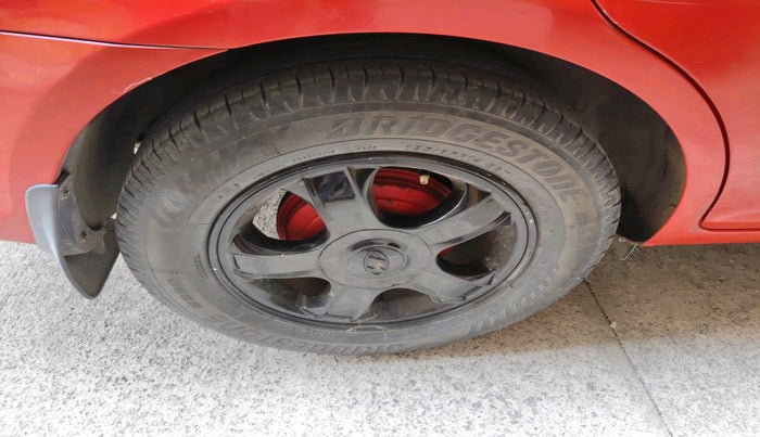 2007 Hyundai Verna XXI, Petrol, Manual, 99,159 km, tyre