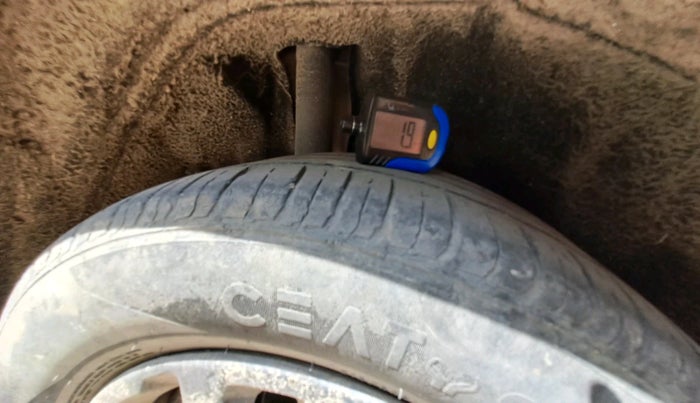 2017 Maruti Vitara Brezza VDI (O), Diesel, Manual, 1,04,383 km, tyre