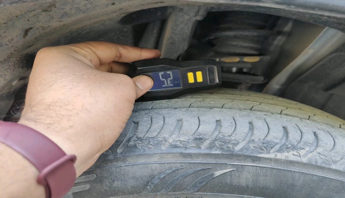 2023 Nissan MAGNITE XE, Petrol, Manual, 23,234 km, tyre