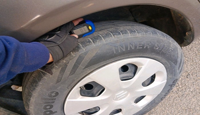 2012 Maruti Ritz VXI, Petrol, Manual, 1,40,131 km, tyre