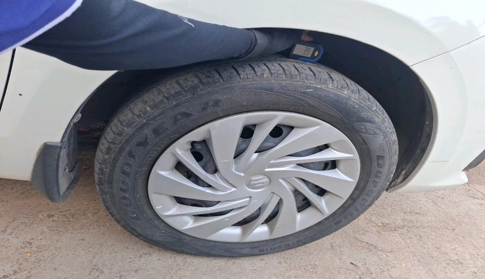 2018 Maruti Ertiga VDI 1.3, Diesel, Manual, 98,889 km, tyre