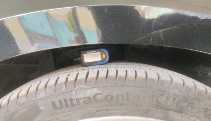 2018 Skoda Superb L&K 1.8 TSI AT, Petrol, Automatic, 44,323 km, tyre