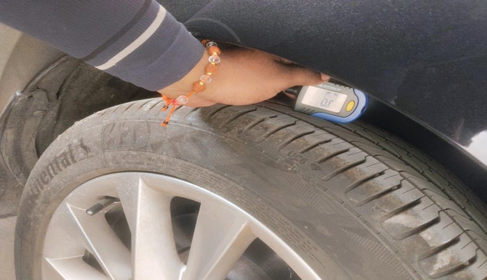 2018 Skoda Superb L&K 1.8 TSI AT, Petrol, Automatic, 44,323 km, tyre