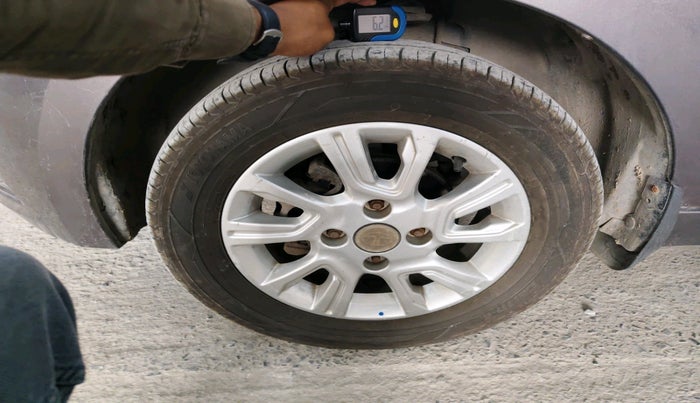 2017 Tata Tiago XZ PETROL, Petrol, Manual, 53,161 km, tyre