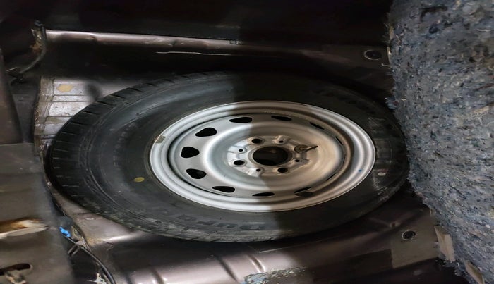 2017 Tata Tiago XZ PETROL, Petrol, Manual, 53,161 km, tyre