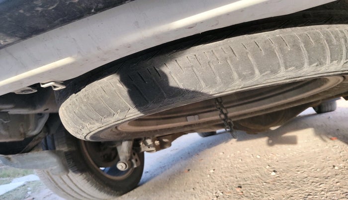 2021 Toyota Innova Crysta 2.4 ZX AT 7 STR, Diesel, Automatic, 38,263 km, tyre